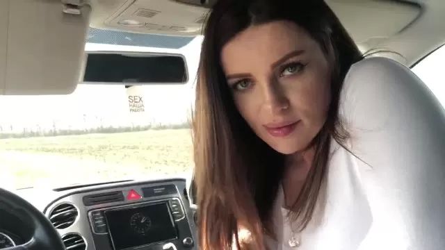 Bus Her first Blowjob in the Car Tight Cunt