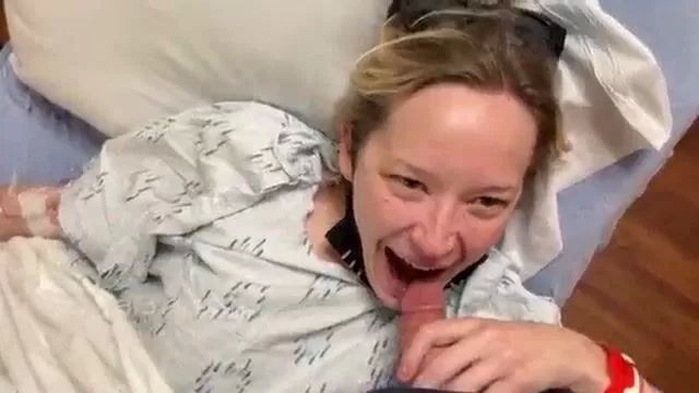 Shemale Porn Blowjob in Pre-op Room Show
