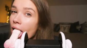 Double Penetration ASMR Bunny Marthy sucking dick DELETED VIDEO Bunny_Marthy Stepmother