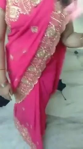 Gay Largedick Aunty saree remove Shaved Pussy
