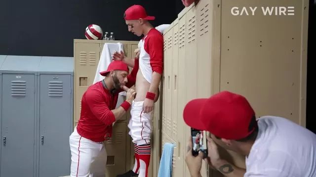 Yanks Featured GAYWIRE - Tristan Hunter Gets Fucked In Locker Room By Coach Eddy Ceetee Rope