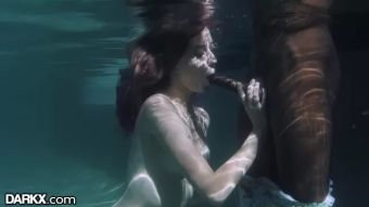 iChan Haley Reed Deepthroats Underwater Before Pounded In Shower Face Fuck