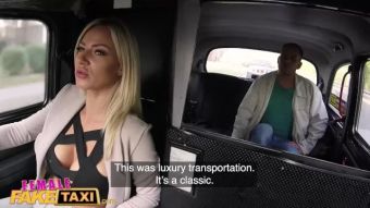 Lez Female Fake Taxi Blonde beauty fucks her passenger Russian