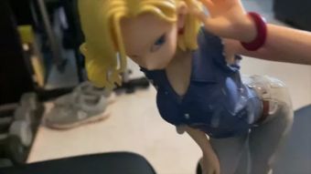 Bj One man bukkake for an Android 18 anime figurine Rough Porn
