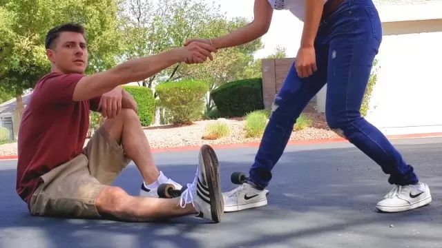 DTVideo Skater Boy Fucks Little Asian Neighbor - Jada Kai Shorts