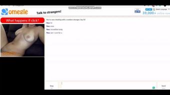 Roludo Omegle Girl Claims she's a Porn Star and Enjoys Making Guys Cum Clip