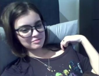 Shaved Pussy Perfect nerdy teen masturbate on omegle Girl Get Fuck