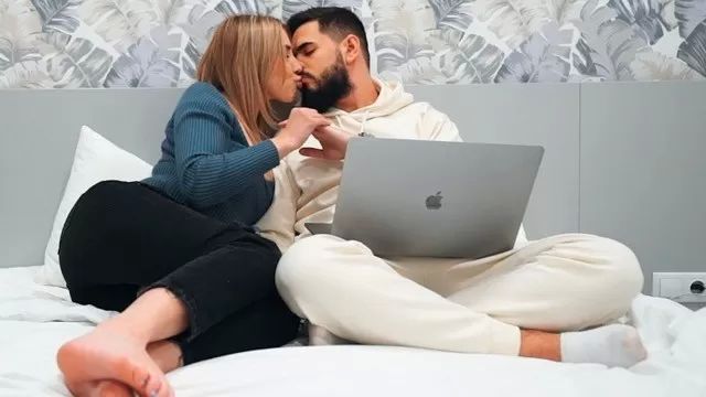 Gay Porn Perfect girl seduces a virgin guy on first date - Cum in pussy Ddf Porn