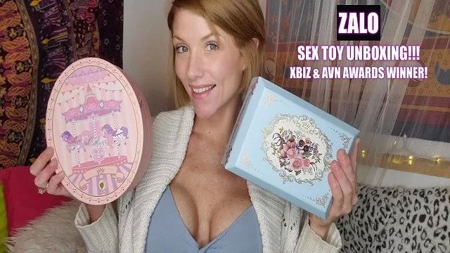 Mediumtits ZALO: SEX TOY UNBOXING Blow Jobs Porn