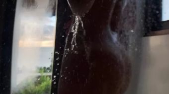 Mamando PERFECT BODY BRUNETTE SHOWS HER AMAZING ASS FOR YOU IN A MORNING SHOWER - AMATEUR SASSY AND RUPHUS Comicunivers