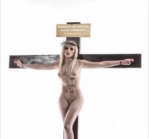 DancingBear Female Jesus Crucified Naked Slovenian Audio Transvestite