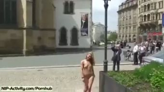 Chudai Spectacular Public Nudity With Horny Celine aka Evi C. Free
