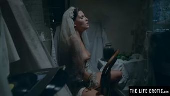 Chile Watch a kinky abandoned bride masturbate to a mindblowing orgasm Licking