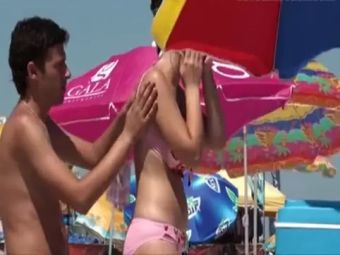Jilling No Fucks Given by Topless Beach Slut VEporn