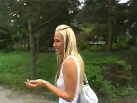 Interview The Outdoor Violation of a Filthy Blonde Sex Pussy