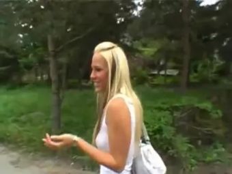 Bigcocks The Outdoor Violation of a Filthy Blonde Cam Girl