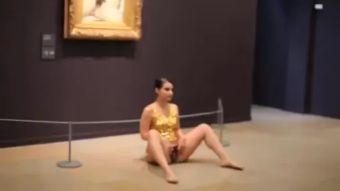 eFappy Ma'am, Get your Pussy outta my Museum! Pauzudo