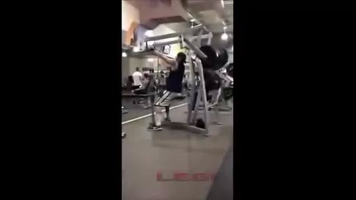 Alrincon The Best Gym FAILS I've Seen all Year! Swallowing