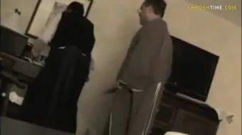 AdultFriendFinder Naked Creep Terrorizes Room Service Girls Ass To Mouth