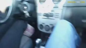 18 Year Old Multitasker Girlfriend Drives and Busts His Nut ToroPorno